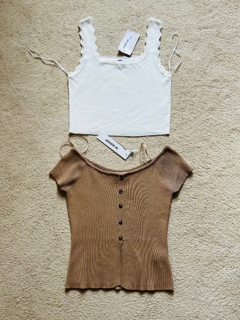 NWT set of 2 crop sweaters M